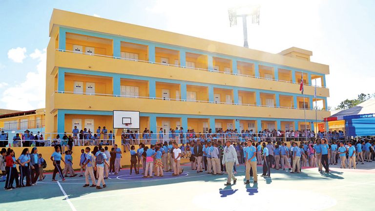 Educación anuncia nuevo año escolar inicia el 20 de septiembre