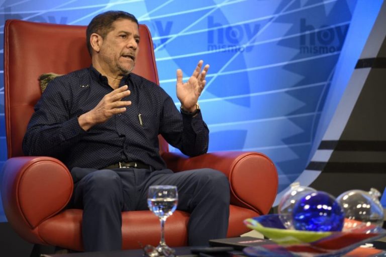 Ministro Limber Cruz asegura que consumo de carne de cerdo no ha disminuido.