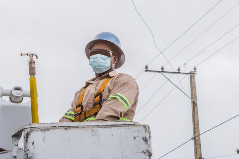 Edesur restablece el servicio a más del 99% de sus clientes afectados por tormenta Fred