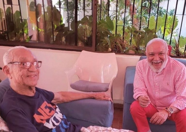 Fallece padre del comunicador Jochy Santos