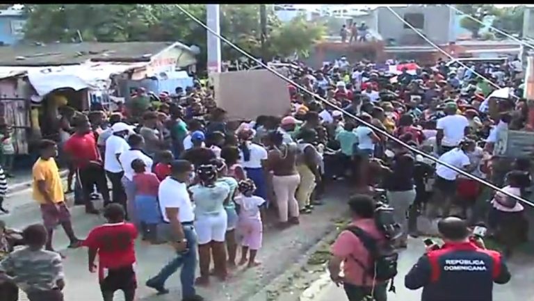En Don Gregorio la gente salió a las calles a celebrar triunfo de Marileidy Paulino