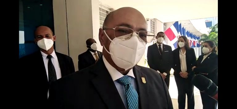 Ray Guevarra dice país enfrenta grandes retos democráticos