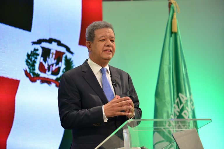 Grupo filosófico La Tertulia realizará conversatorio con Leonel Fernández en Santiago