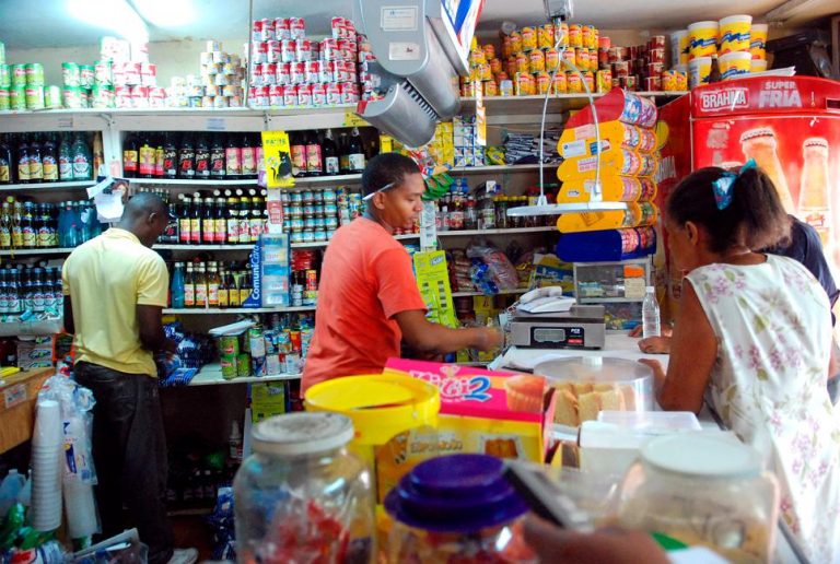 RD | Más colmados aceptando pagos con tarjetas