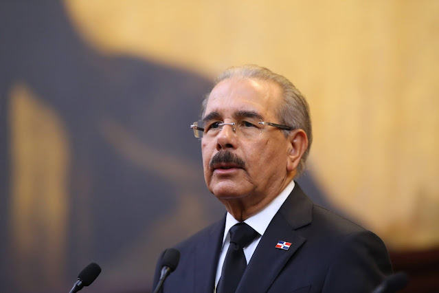 Danilo-Medina-2560x1707