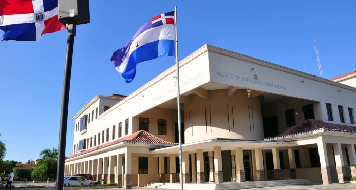 PALACIO-DE-JUSTICIA-DE-PUERTO-PLATA (1)
