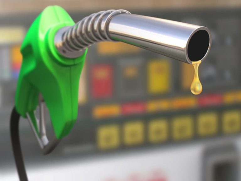 Congelan precios de los combustibles por otra semana consecutiva
