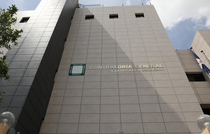 contraloria-cancelo-al-supervisor-que-incauto-vehiculos-a-generales-retirados-de-la-fuerza-aerea