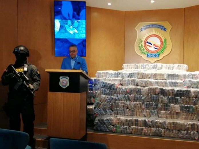 ocupan-1-2-toneladas-de-droga-en-punta-caucedo-iba-de-guatemala-para-belgica