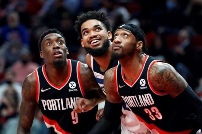 warriors-aplastan-a-mavs-davis-vuelve-con-lakers-towns-anota-17-con-17-rebotes