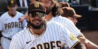 jr Tatis
