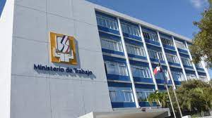 Lunes no laborable, colaboradores que trabajen hoy  lo cobrarán doble