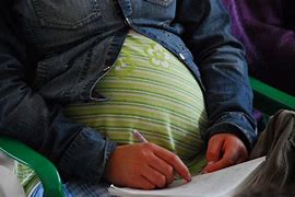Niña embarazada