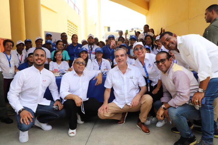 Juventud y abinader