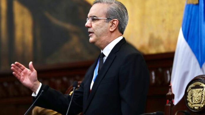 abinader visita congreso