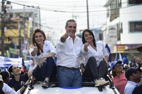 Carolina enfrentará a Faride por la senaduría de la capital .