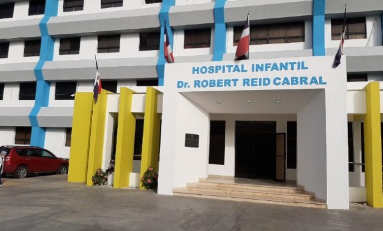 Hospital Robert Reid Cabral se disminuyen los pacientes de Covid y dengue