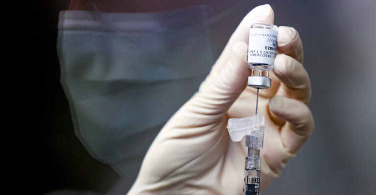 Ante enfermedades prevenibles, infectología insiste: hay que confiar en las vacunas
