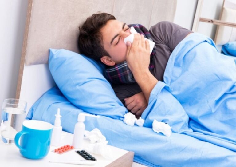 Salud advierte circulación concurrente de influenza estacional y virus respiratorios