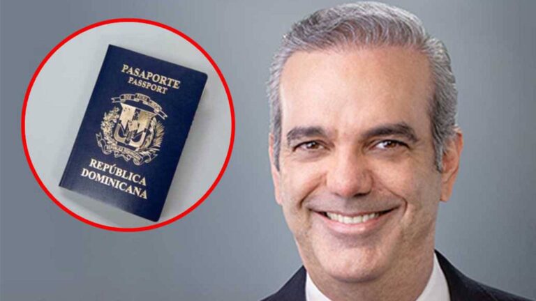 Primer pasaporte electrónico dominicano es entregado al presidente Abinader
