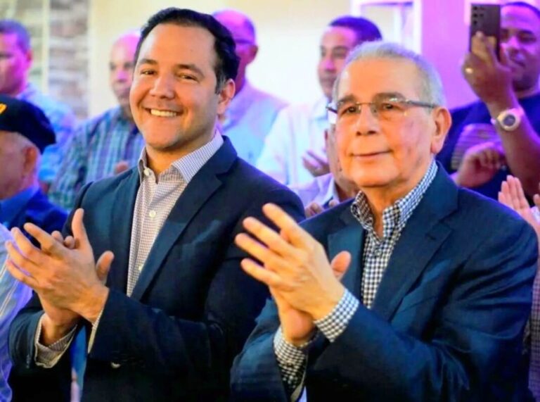 Asamblea política en SDN es encabezada por Danilo Medina y Johnny Pujols