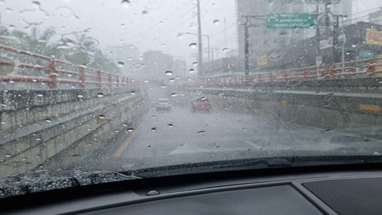 Giro en el clima: sin alertas, pero con vaguada en camino