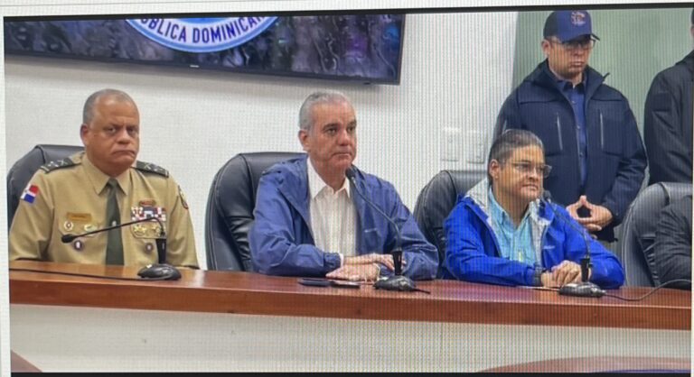 Mandatario Luis Abinader analiza impacto de lluvias y respalda obras hidráulicas
