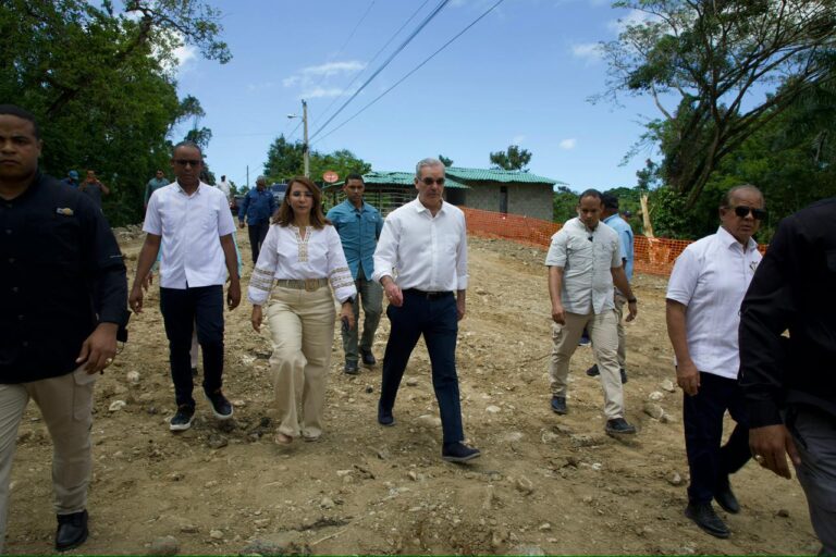 Villa Montellano recibirá 112 apartamentos tras daños por lluvias, anuncia Abinader