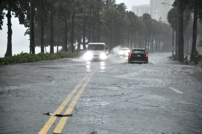 Lluvias ponen en alerta al Gran Santo Domingo y San Cristóbal