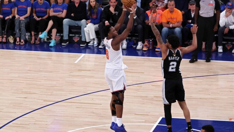 Los Knicks hacen historia y quedan a una victoria de conquistar la NBA
